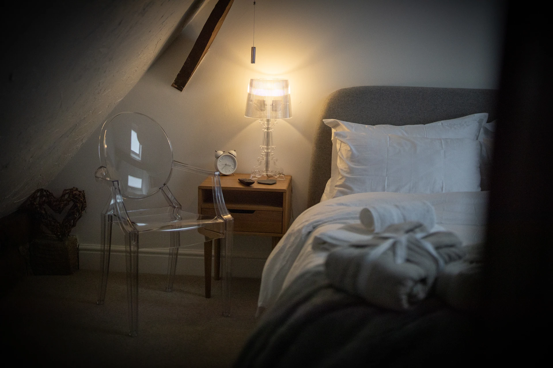 Bedroom and bedside lamp at 46 Church Street, Ashbourne